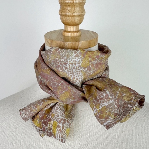 Silk Pink and Yellow Printed Scarf - Picture 4 of 8